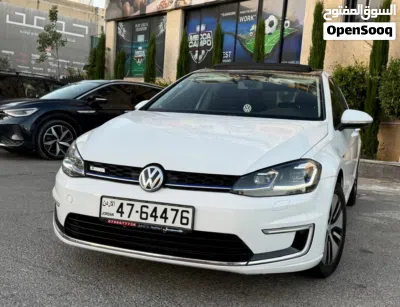 Volkswagen Golf E-Golf 3