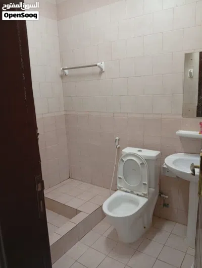 Furnished room for rent for executive bachelor. 4