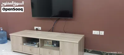 TCL Google SmartTV 55, with original box, plus wall mount and stand. Imaculate condition. very good 2