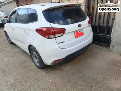 Kia Rondo 2