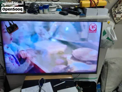 شاشا تلفزيون هايسنس بحالة ممتاز 4