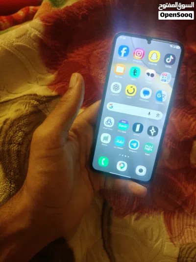 Samsung s24 10 by 9 condition 2