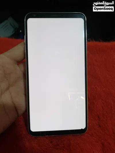 هاتف ال جي V30 3