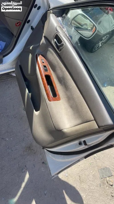 Toyota Camry LUX 3