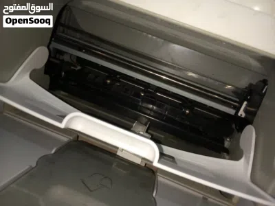 طابعه hp مستعمله مرتين ومخزنه فيها سكانر تطبع أكحل وملون ترتبط بالكمبوتر 2
