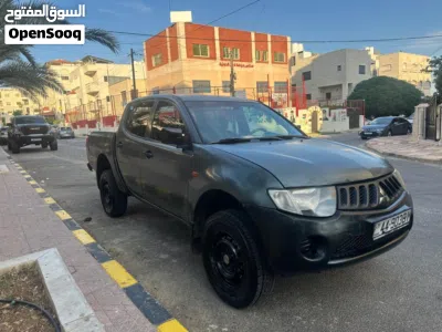 Mitsubishi L200 Double Cab GLX 3