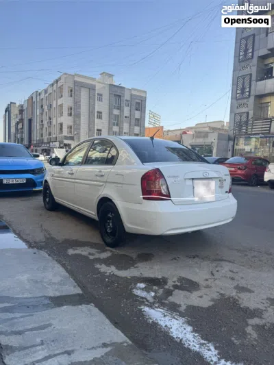 Hyundai Accent SE 2