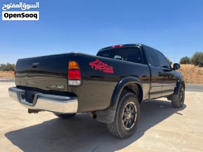 Toyota Tundra Base 2