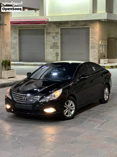 Hyundai Sonata Limited 4