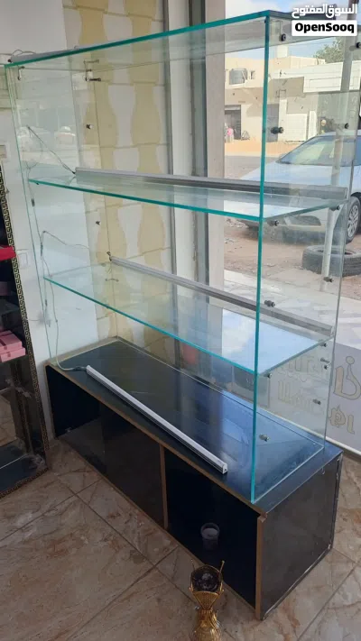 فترينة زجاج 2