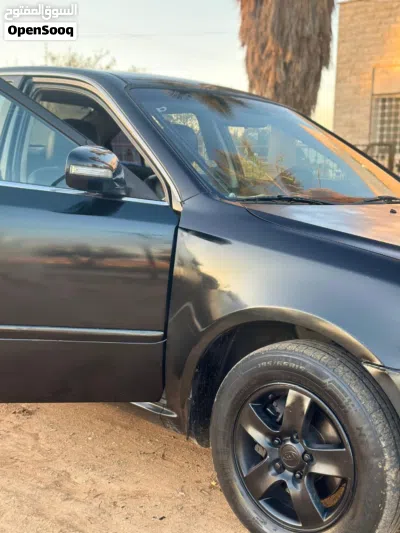 Kia Lotze 3