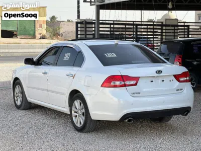 Kia Lotze 2