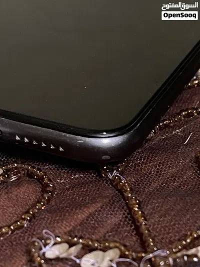 iPhone 11 clean (Face ID works) - ايفون 11 4