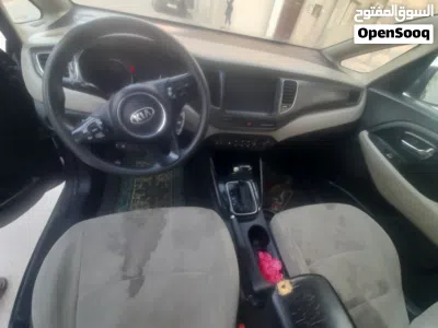 Kia Carens Premium 3
