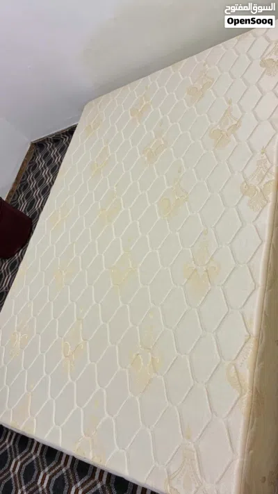Bed base and mattress 2