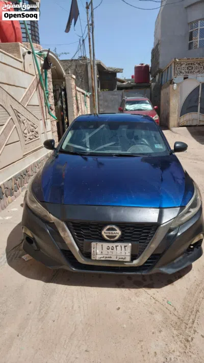 نيسان التيما SR 4