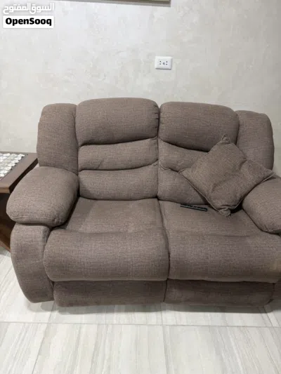 طقم كنب ركيلاينر أمريكي ثلاثية +ثنائية +2مفردتين 4