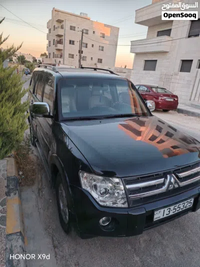 ميتسوبيشي باجيرو GLS 4