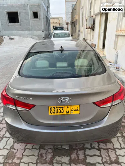 Hyundai Elantra GLS 4