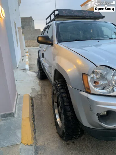 جيب جراند شيروكى Cherokee 4xe 3