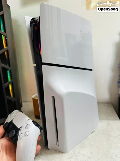 Playstation 5 Slim Blueray بلاستيشن 5 سلم بلوري 3
