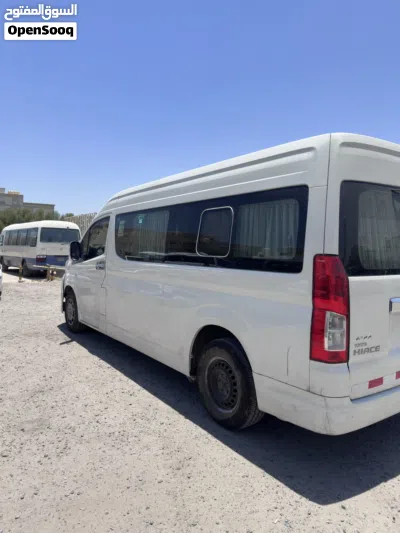 Toyota Hiace Standard 4