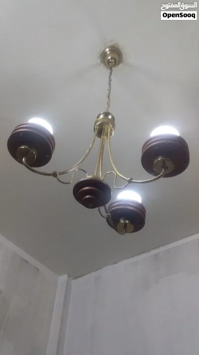 ثريات مستعملة للبيع 4