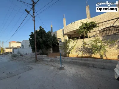 بيت مميز للبيع الزرقاء الجديدة شارع الكرامة 3