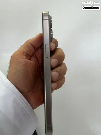 ايفون 15 برو ماكس 256 نظيف بدون اي خدش و لاشمخ نسبه البطاريه 87 2