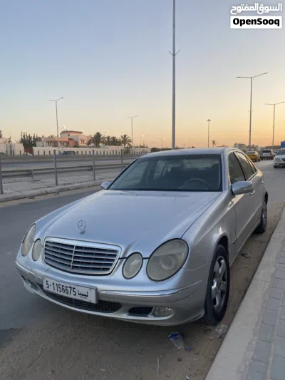 مرسيدس بنز الفئة-E E 240 2