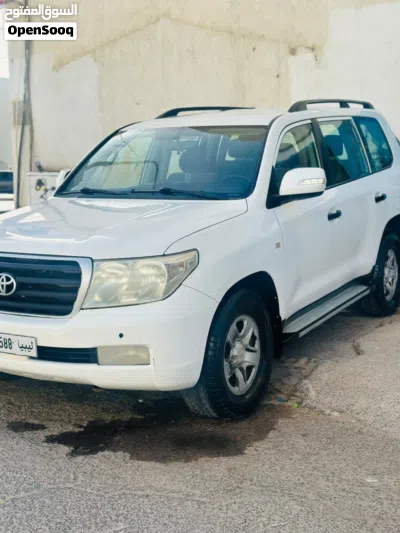Toyota Land Cruiser EXR 2