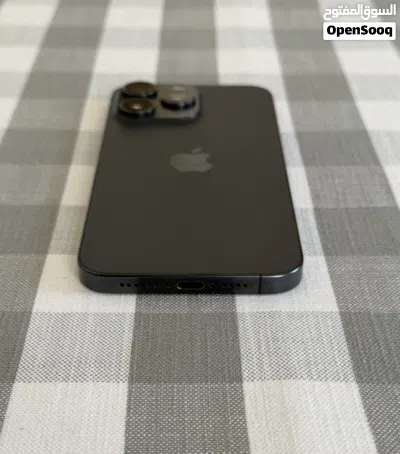 Iphone 15 pro max balck titanium 256GB used good condition 2