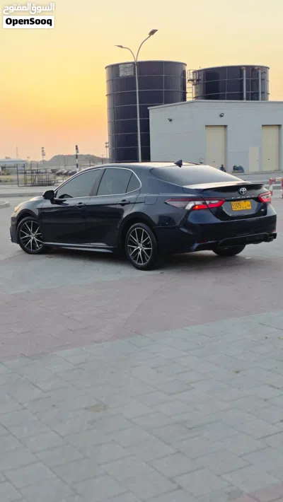 Toyota Camry SE 3