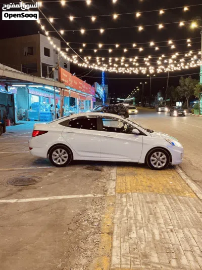هيونداي اكسنت Standard 4