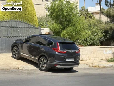 Honda CR-V Touring 3