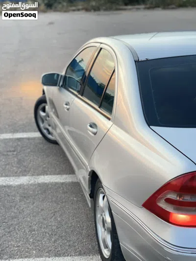 Mercedes Benz C-Class C 200 4