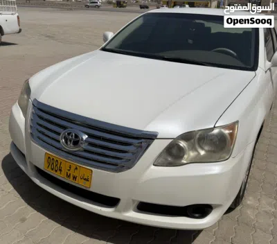 Toyota Avalon XLE 2