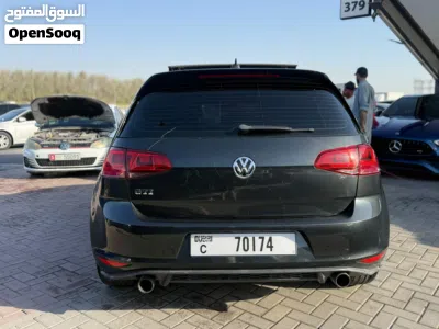 Volkswagen Golf GTI Standard 3
