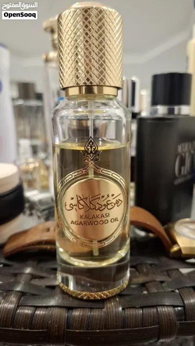 للبيع عطرين رجالي شبه جدد 2
