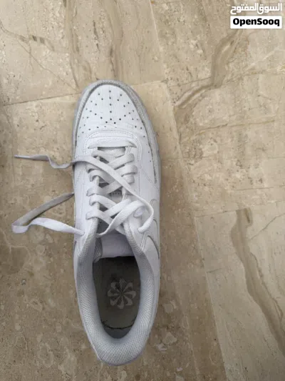 shoes in great condition nike and jordan 4 2