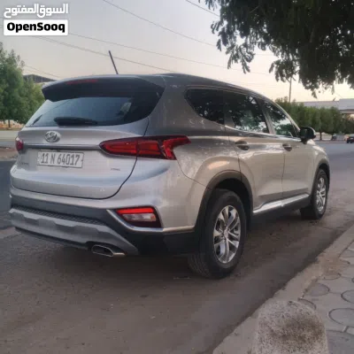 Hyundai Santa Fe Standard 2