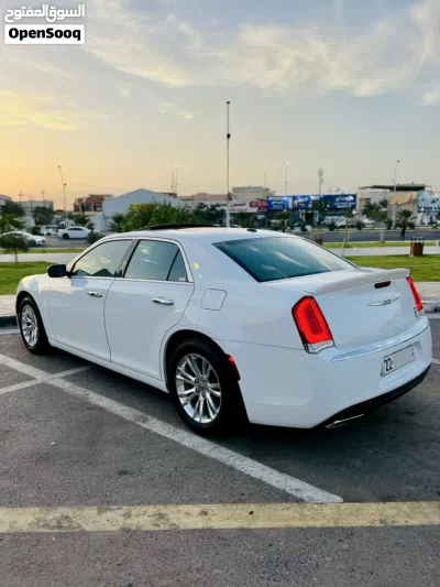 Chrysler 300 300S V6 3