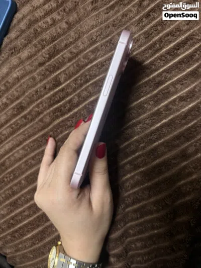 iPhone 15 128GB بطارية 100% بحالة ممتازه 3
