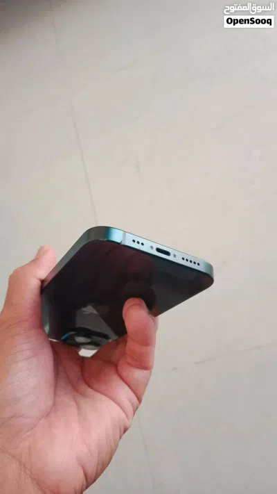 iPhone 14 Black 99% health barely USED 3