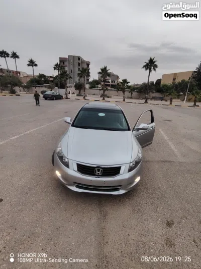 Honda Accord V6 Sport 2