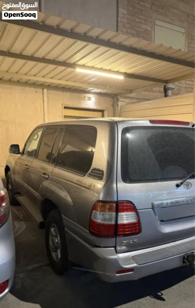 Toyota Land Cruiser GXR 4