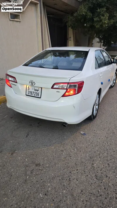 تويوتا كامري LE 2