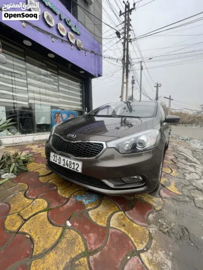 Kia Cerato Standard 2