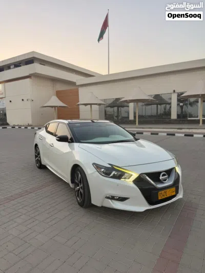 Nissan Maxima SV 2