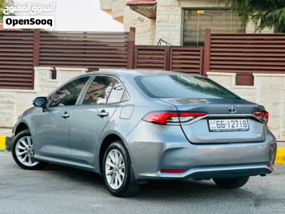 Toyota Corolla Hybrid 4